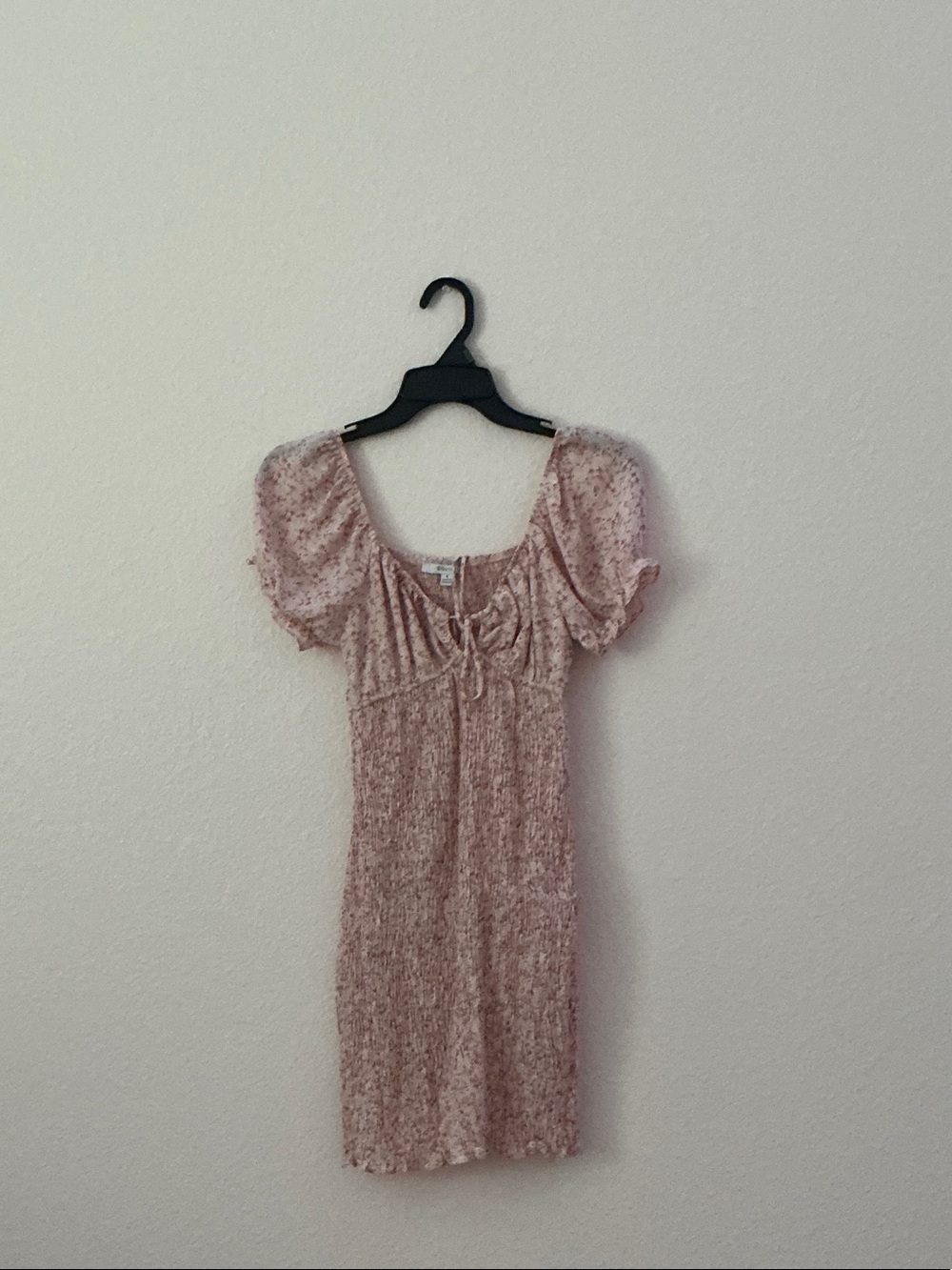 Bershka Dusty Rose Floral Puff-Sleeve Mini Dress